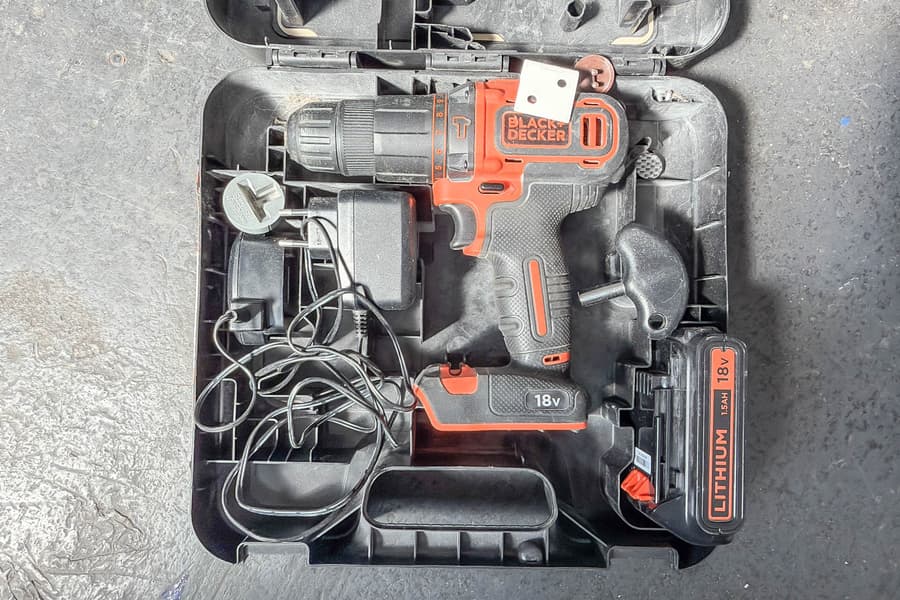 Akku Bohrschrauber Black & Decker BDGHD18